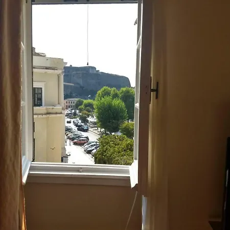 With New Fortress View Appartement *